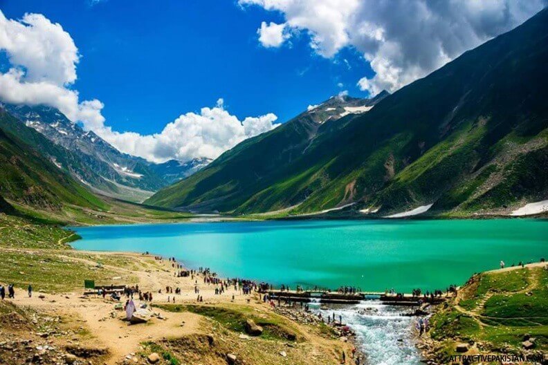 Lake Saif ul Muluk (Pakistan): According to folklore, a Persian prince once saw a fairy princess here and fell in love with her. Locals say the lake is home of fairies and demons.(Courtesy: e-Syndicate Network)